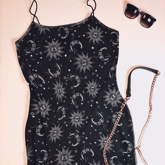 Dresses & Skirts - Galaxy Bodycon Dress